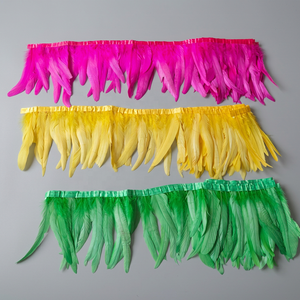 Plumas de Gallo de 20-25 cm con Adorno de Plumas, Flecos Hechos <span class=keywords><strong>a</strong></span> Mano para Vestidos de Boda, Fiesta, Carnaval, Plumas Teñidas y Blanqueadas - Product Image 3