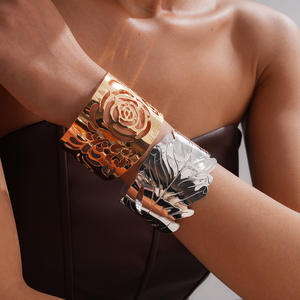 Brazalete Abierto de Acero Inoxidable con Diseño de Hojas y Flores, Unisex, Estilo Vintage Exagerado, Diseño de Lujo - Product Image 1