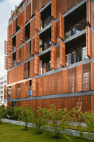 Derniers panneaux d'auvent en aluminium pour mur extérieur Modèle d'ouverture verticale et horizontale pour les applications de fenêtre d'hôtel