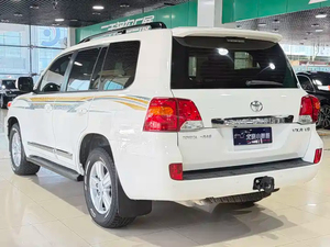 Autos Usados 2012 para Exportación, LC200 Híbrido 4.6 V8 Automático 6AT VX-R, SUV Todoterreno de 8 Plazas, Volante a la Izquierda - Product Image 6
