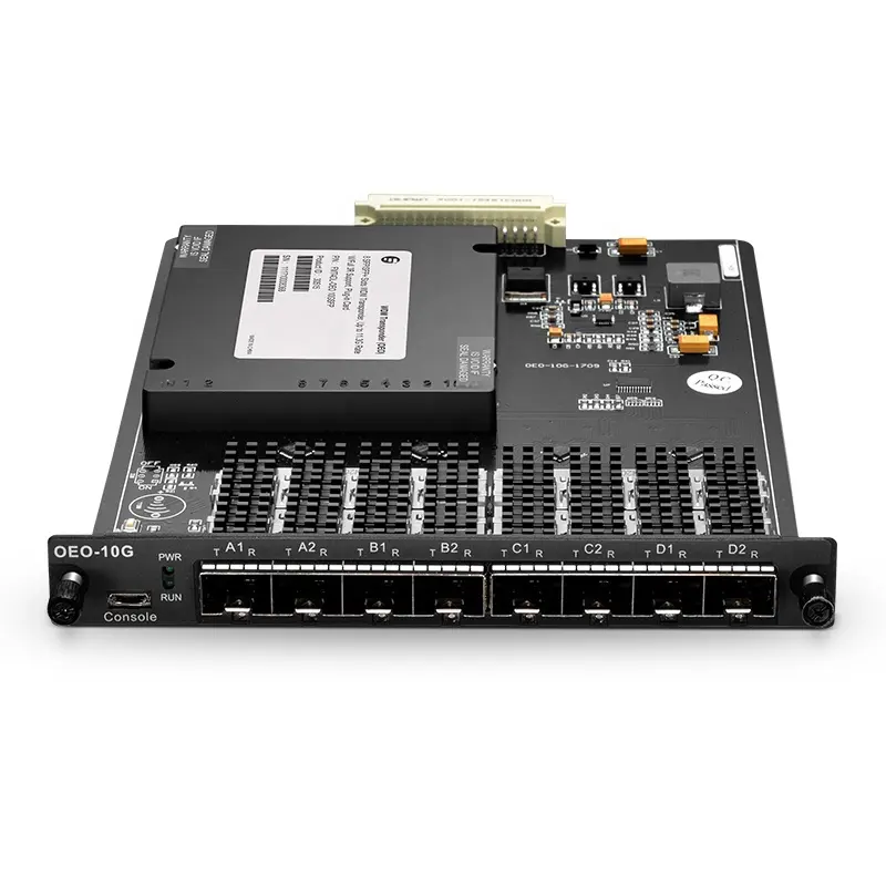 FMT4DL-OEO10GSFP, 4 채널 WDM 트랜스 폰더 (컨버터), 8 SFP/SFP + 슬롯