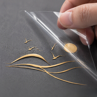 Étiquettes de transfert dorées personnalisées, autocollants en feuille d'aluminium pour la décoration de surfaces en verre, métal, emballages, produits, logos et marquage.