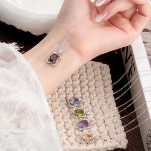Collar de Plata 925 con Gema de Color en Forma de Trébol de Cuatro Hojas, Piedra Natural de Cristal, Joyería de la Suerte, Regalo de Aniversario para Mujer - Product Image 3