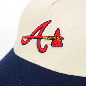 Gorra de béisbol de 5 paneles de salida de fábrica de alta calidad al por mayor logotipo personalizado bordado 3D ajustable gorra de béisbol de dos tonos - Product Image 4