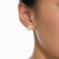 Anting Tusuk Perak Wanita QX Little Daisy, Lucu untuk Pesta Pertunangan, Desain Korea Terbaru 2026, Temperamen Elegan untuk Anak Perempuan