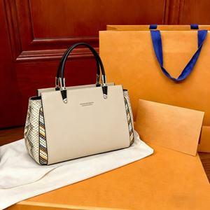 Women's Genuine Leather <b>Tote</b> <b>Bag</b> Single Handle <b>ZIP</b> Closure Fashionable Elegant Designer <b>Bags</b> High Quality - Product Image 2