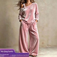 Nouvel ensemble décontracté deux pièces en velours uni pour femme, style européen et américain, pantalon ample à jambes larges et haut à manches longues épaules dénudées
