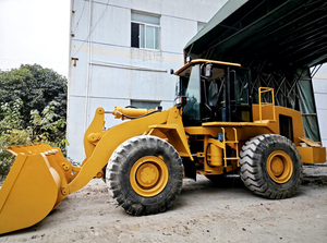 Chargeuse frontale CAT 966H fiable de 195 kW avec une grande benne de 3,2 m³ pour les travaux miniers et de carrière - Product Image 2