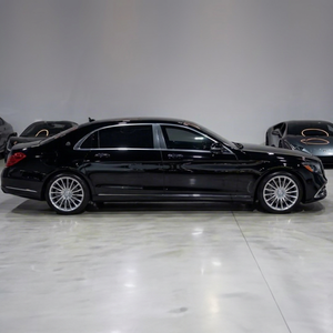 รถยนต์เมอร์เซเดส-เบนซ์ เมย์บัค เอส560 4matic ปี 2018 สีดำ เกียร์อัตโนมัติ เทอร์โบ ไฟหน้า LED หลังคาพาโนรามิก ยาง R21 เบาะหนัง - Product Image 1