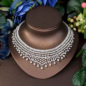 Grande goutte d'eau zircon cubique collier de mariage et boucles d'oreilles de luxe CZ cristal ensembles de bijoux de mariée pour demoiselles d'honneur S-416 - Product Image 4