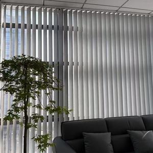 ม่าน<span class=keywords><strong>พลาสติก</strong></span>บังแดดแนวตั้งทันสมัยม่าน<span class=keywords><strong>กั้น</strong></span>ฉนวนกันความร้อนสำหรับระเบียง<span class=keywords><strong>ห้อง</strong></span>นั่งเล่นแบบรูดซิป - Product Image 5