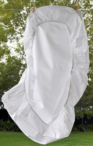 Drap-housse 100 % coton 300 fils/cm² blanc uni pour hôtels 4 étoiles et hôpitaux avec élastique au bas - Product Image 3