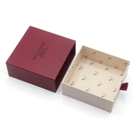 Boîte cadeau rigide avec logo personnalisé, couleur bordeaux, style tiroir coulissant