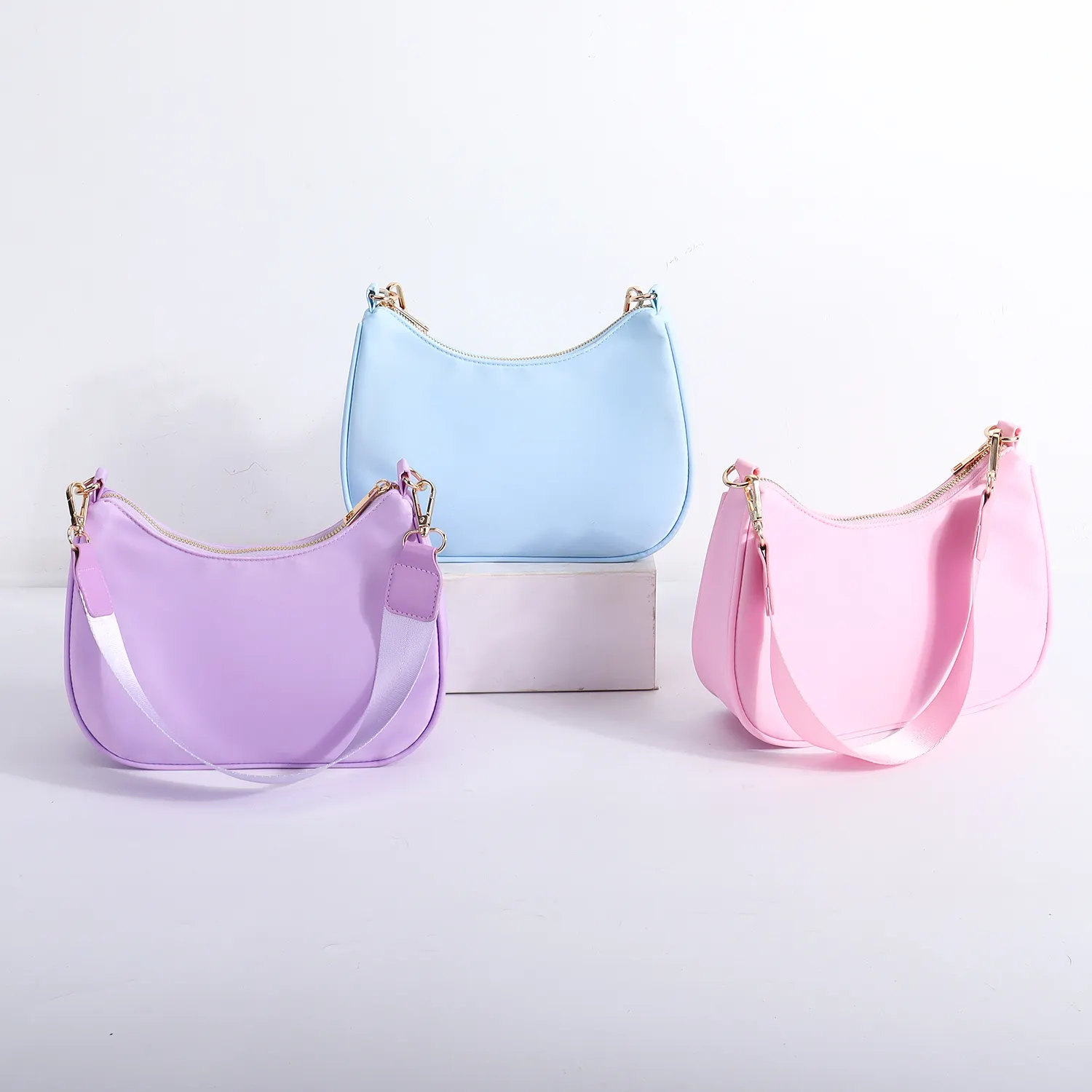 कीमे 2024 नया डिजाइन सरल फैशन अनुकूलित नायलॉन हैंड बैग गर्ल शोल्डर अंडरआर्म बैग आउट डोर शॉपिंग कैजुअल पाउच