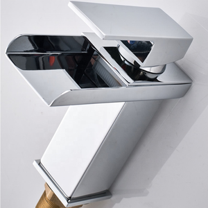 <span class=keywords><strong>Grifo</strong></span> De Bano Monomandos Lavamanos Cascada <span class=keywords><strong>Monomando</strong></span> Cromado Dispensador De Agua <span class=keywords><strong>Grifo</strong></span> De Baño <span class=keywords><strong>Grifo</strong></span> De <span class=keywords><strong>Lavabo</strong></span> Acabado Cromado - Product Image 4