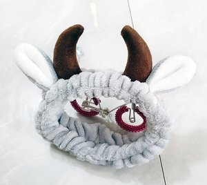 批发可爱发带甜美牛头带化妆洗脸面部头带牛角女女孩 - Product Image 5