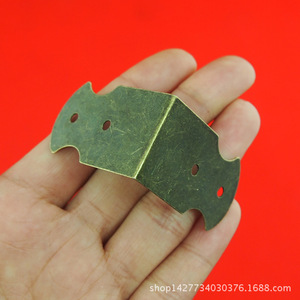 Bande de protection d'angle 43x25mm en acier au carbone pour meubles et boîtes en bois - Product Image 2