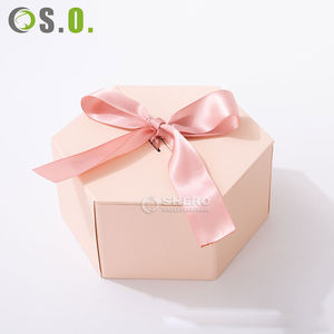 Exquisita Caja de Regalo Personalizada de Seis Lados con Laminado Mate, Papel Kraft Reciclable para Cosméticos de Alta Gama, Regalos de Cumpleaños y Marcos de Fotos - Product Image 1