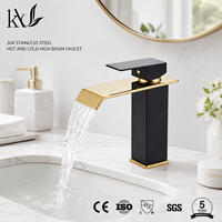 Keran Wastafel Arsitektural Kelas Komersial SUS304 Stainless Steel, Pemasangan di Dek, Tuas Tunggal, Model Air Terjun, Lapisan PVD Hitam Emas, Bersertifikasi CE