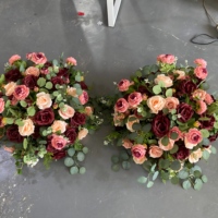 T-FC010 Vente en gros d'usine, boule de fleurs artificielle en soie de 60 cm, grande boule rose pour centre de table, décoration de mariage