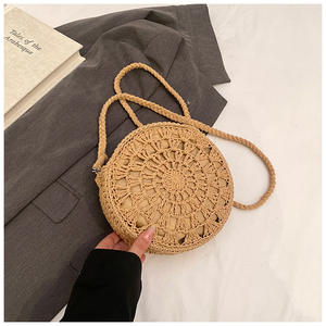 Summer <span class=keywords><strong>Chic</strong></span> Style Vacation Casual Hollowed Out Shoulder Bag Vintage Girl Crochet Hook Small Round Cellphone Pouch - Product Image 4