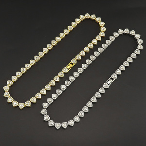 Wholesale 10MM Ins Style Heart Shape Link <b>Chain</b> Necklace <b>Iced</b> <b>Out</b> Rhinestone Cuban <b>Chain</b> Tennis <b>Chain</b> Fashion Jewelry For Women - Product Image 4