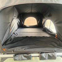 China Schnelle Lieferung 1-3 Personen Aluminiumlegierung Softshell Dachzelt mit 680G PVC Regenschutz für Outdoor-Camping
