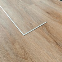 Einfach zu Verlegender Wasserfester SPC-Klick-Vinylboden mit Holzoptik, 4mm 5mm, 0,3mm Verschleißfester Kunststoffboden
