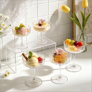 <span class=keywords><strong>Verre</strong></span> <span class=keywords><strong>à</strong></span> cocktail <span class=keywords><strong>en</strong></span> <span class=keywords><strong>plastique</strong></span> PET rigide haute transparence avec <span class=keywords><strong>pied</strong></span> pour champagne, vin rouge, brandy, idéal pour mariages, banquets et événements internationaux - Product Image 4