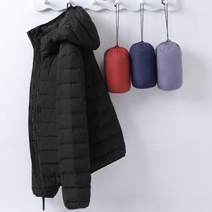Vestes matelassées en duvet de canard chaudes et imperméables pour l'extérieur, avec logo personnalisé, à capuche, pour l'hiver, pour hommes - Product Image 2