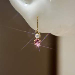 Boucles d'oreilles Wenchi S925 en argent pur, élégantes, en forme de goutte d'eau, avec zircon, design japonais tendance, diamant coloré, douces et polyvalentes - Product Image 1