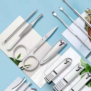 Vente en gros ensemble coupe-ongles en acier inoxydable 19 pièces personnalisé coupe-ongles manucure outils exfoliants pour enlever les peaux mortes - Product Image 5