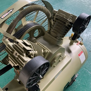 Compressore d'Aria a Pistone FUCAI 2 Cilindri 670L/min Senza Olio - Product Image 2