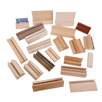 Vente en gros de support trophée de calendrier en bois de hêtre de haute qualité personnalisé support pour cartes à collectionner support pour cartes de menu base en bois