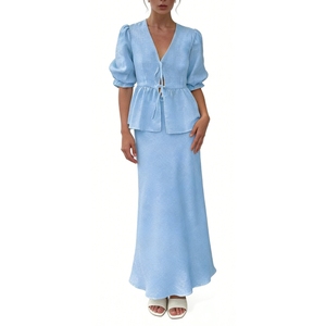 Ensemble 2 pièces pour femmes - Haut à manches bouffantes et jupe mi-longue, tenue décontractée, ensemble pour femmes, vêtements pour femmes, mode - Product Image 4