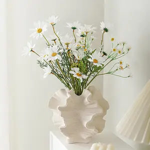 Hot Selling Frosted Irregular Art Home Crafts Decoration White Black Shell Shaped Matte Ceramic Flower Vases Gifts