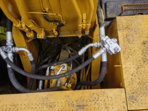 Excavadora de orugas Caterpillar CAT330D original usada de alta calidad 30 toneladas excavadora pesada de segunda mano CAT330D gran oferta - Product Image 6