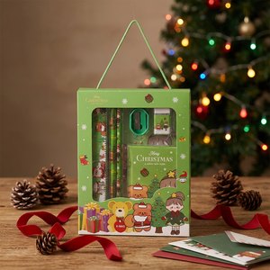 Coffret cadeau commémoratif de papeterie scolaire personnalisée CCH pour les fêtes de Noël - Product Image 3