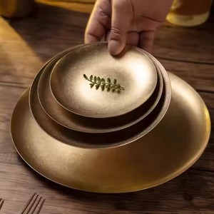 <span class=keywords><strong>Assiette</strong></span> coréenne de luxe en acier inoxydable doré vintage plate pour barbecue <span class=keywords><strong>assiette</strong></span> épaisse argentée <span class=keywords><strong>assiette</strong></span> à <span class=keywords><strong>dessert</strong></span> buffet à steak et fruits - Product Image 4