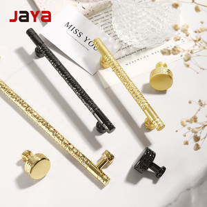 JAYAモダンフレンチスタイル新ゴールドブラックブラシ付き銅ライト高級キャビネットドアハンドルリビングルームドレッサーワードローブ引き出し - Product Image 3
