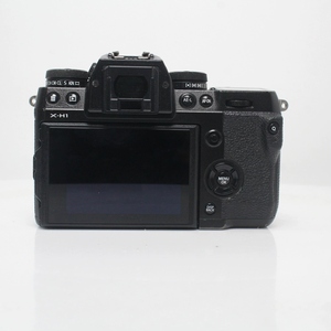 กล้องมิเรอร์เลส Fujifilm X-H1 รุ่นที่ดีที่สุด ราคาสุดคุ้ม บันทึกวีดีโอ 4K ความละเอียด 24.3MP เหมาะสำหรับการถ่ายภาพกีฬาและสัตว์ป่า - Product Image 1