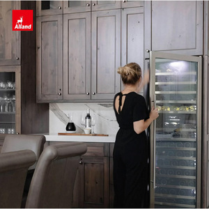 Armoires de cuisine Shaker bicolores <span class=keywords><strong>gris</strong></span> et blanc <span class=keywords><strong>vieilli</strong></span> sur mesure Alland, avec îlot central complet pour villa - Product Image 3