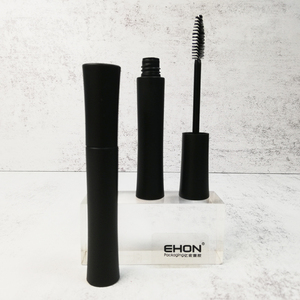 Tube vide en PETG noir mat personnalisé pour mascara, forme cintrée, avec bouchon à vis et sérigraphie pour marque de maquillage - Product Image 4