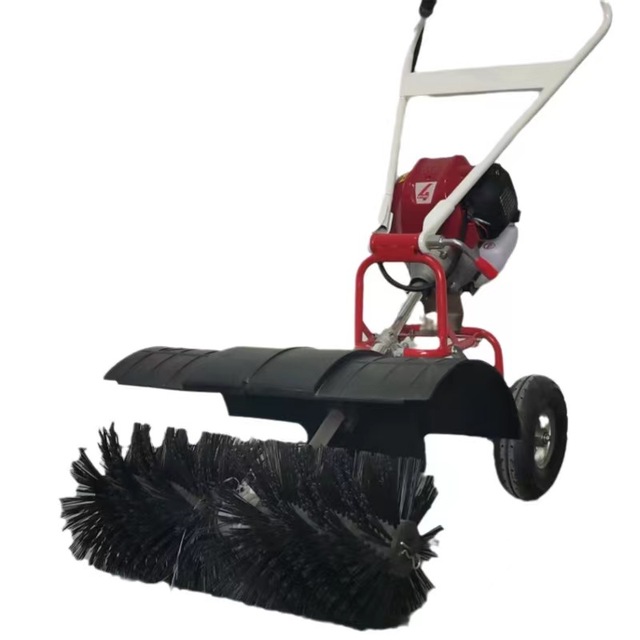 Portable Grass Collector with Efficient Nylon Brushes for Football Fields and Tennis Court Maintenance