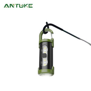 Luz LED tipo llavero, mini lámpara de trabajo portátil de emergencia con gancho para uso en exteriores y en interiores - Product Image 5