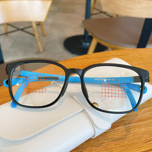 Lunettes rectangulaires pour enfants 5802 Tr90, monture souple Plano pour les tout-petits et les étudiants atteints de myopie - Product Image 5