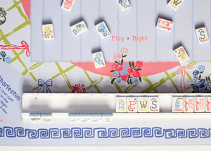 رفوف خشبية ملونة مطبوعة حسب الطلب مع حامل ماجونغ من خشب الصنوبر بمدافع سكالوب على شكل لوح - Product Image 5