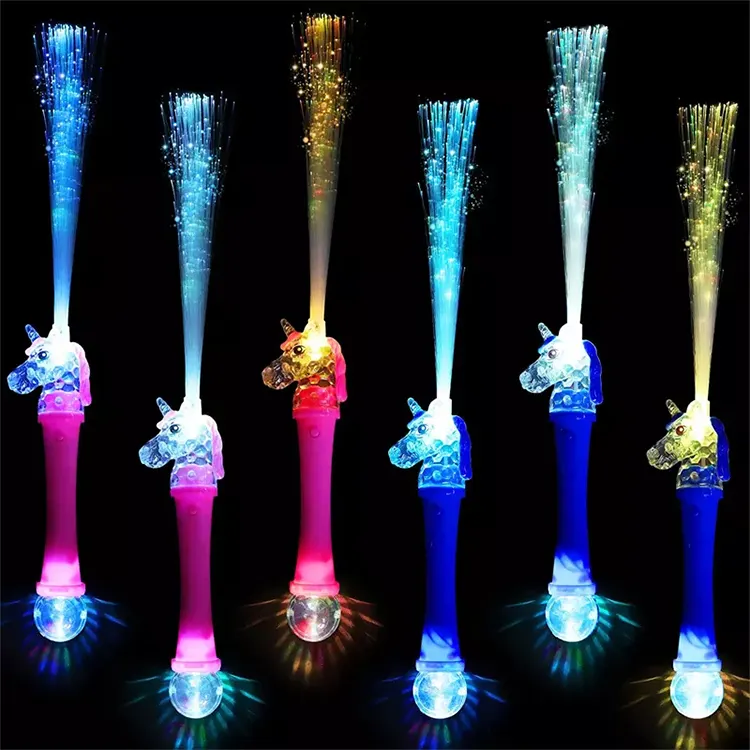 Hot Selling Light Up Toys Led Zauberstab Blinkende Einhorn Faser optik Zauberstab Mit Prisma Ball Für Kinder Party