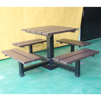 Table carrée extérieure de restaurant commercial sur mesure de 30 pouces 46 pouces table de pique-nique commerciale table et banc en bois pour café