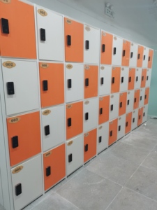 JMDS-105 pvc एब्स प्लास्टिक लॉकर कैबिनेट 5 दरवाजे/कॉलम 3-5 कॉलम एक यूनिट स्विमिंग पूल स्पा स्कूल के लिए अनुकूलन लॉक - Product Image 3